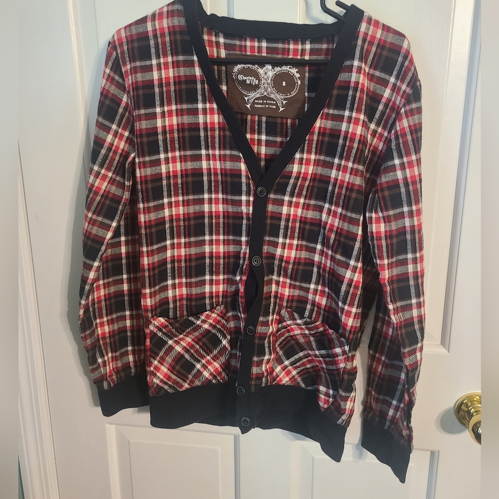 Charles & 1/2 plaid red and black button up light weight Cardigan men's small